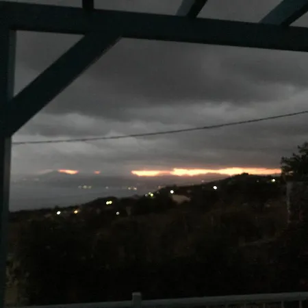 Breathtaking Sea And Mountain Views With Private Pool, Peace Full Relaxing With Wifi Near Shops And Restaurants Вилла Kefalas