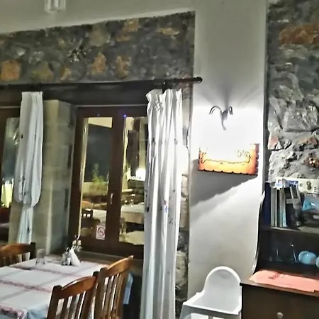 Breathtaking Sea And Mountain Views With Private Pool, Peace Full Relaxing With Wifi Near Shops And Restaurants *